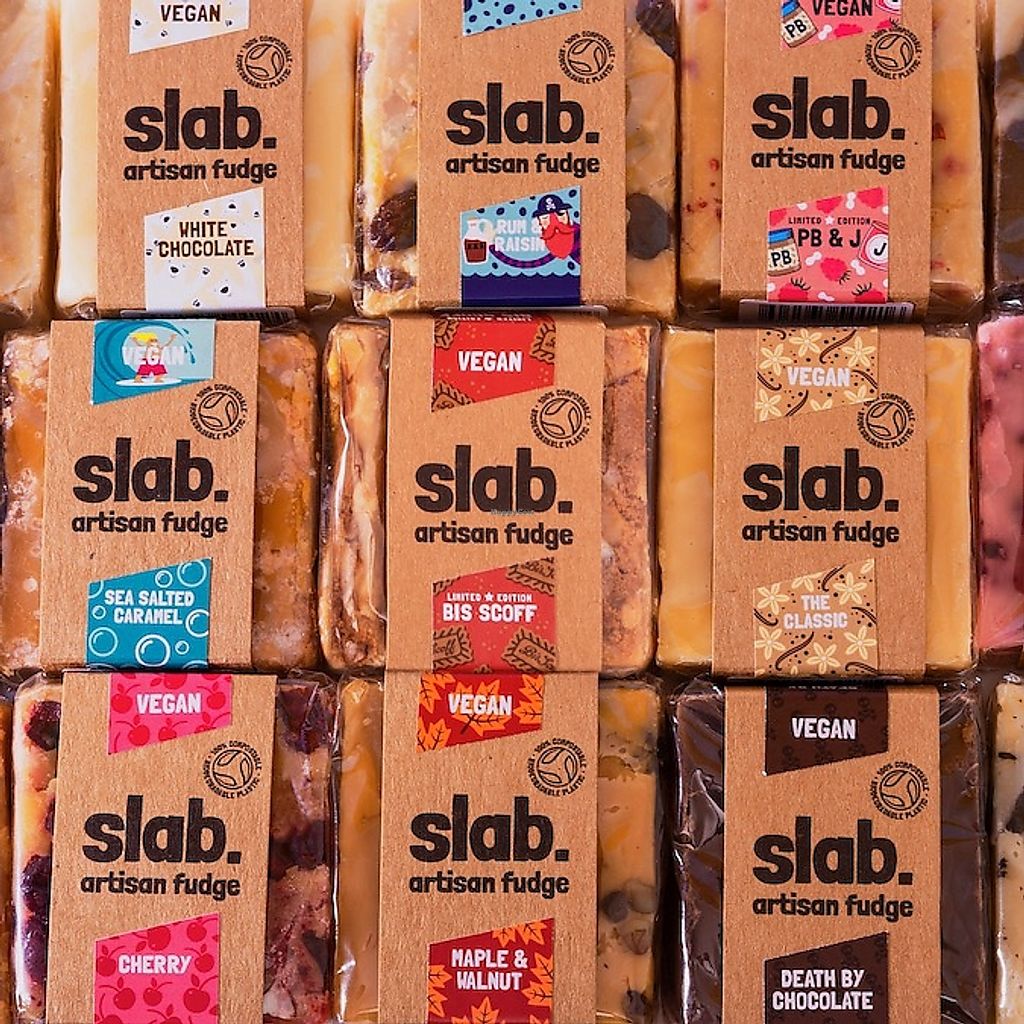 Deliciously Dairy-Free: Indulging in Vegan Cookies & Cream Fudge Slab